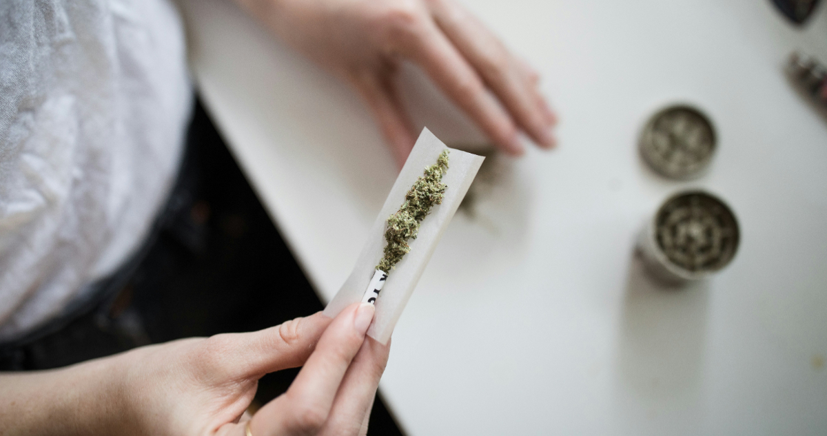 Estudio masivo encontró que la marihuana aumenta considerablemente el riesgo de ataque cardíaco y ACV