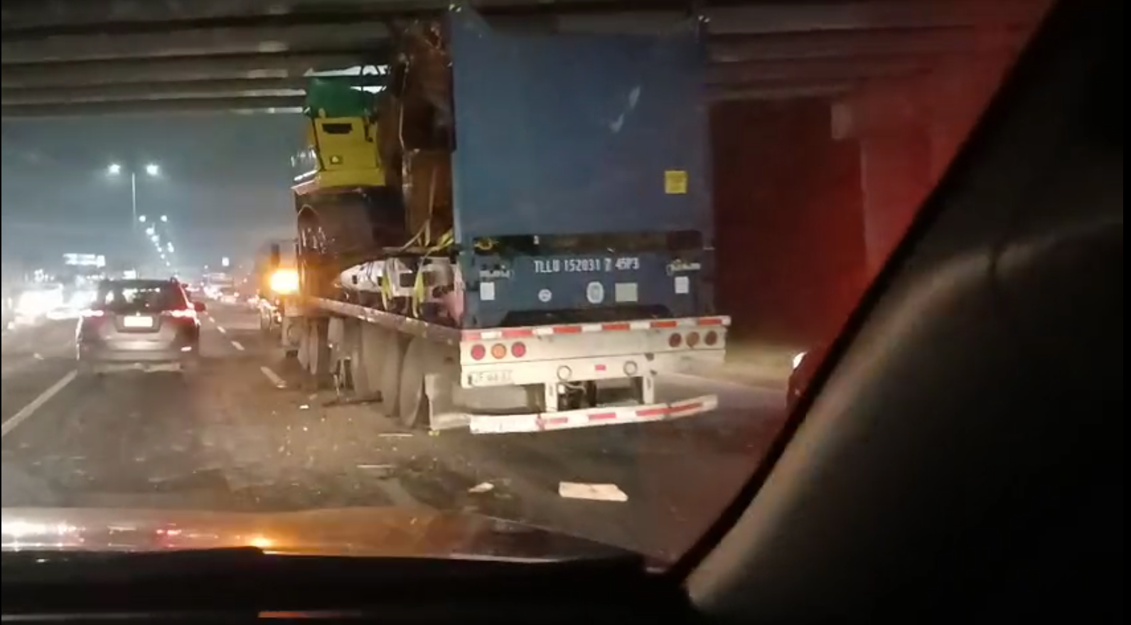 Camión atrapado