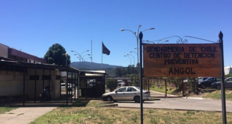 Frontis de cárcel de Angol por comunero mapuche que intentó ingresar municiones al lugar