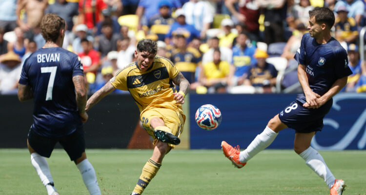 Carlos Palacios vs Auckland City en Mundial de Clubes