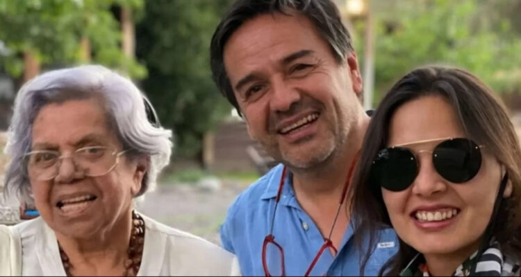 Claudio Arredondo, Gabriela Medina y Carolina Arredondo