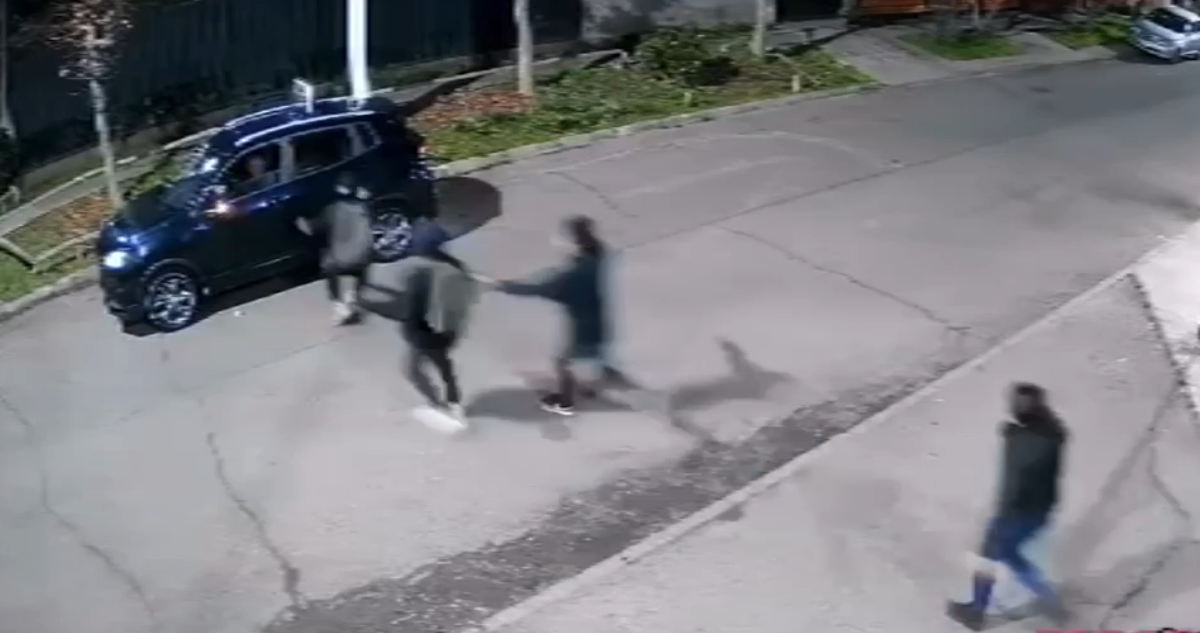 Delincuentes asaltan a conductor de la tercera edad y le roban su colectivo en La Florida
