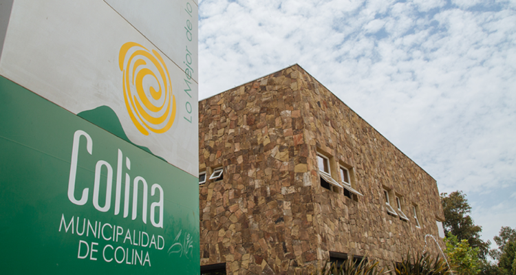 Postergan traspaso de los establecimientos educacionales de Colina al SLEP Chacabuco