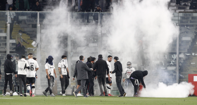 Detienen a tres personas por incidentes en el partido de Colo Colo y Fortaleza