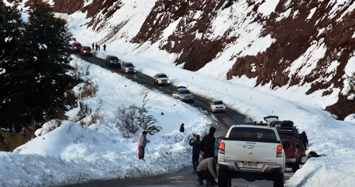 ¿Irás a la montaña en vacaciones? Qué tener en cuenta si vas a conducir en zonas de nieve