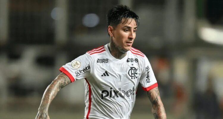 Erick Pulgar no está interesado en volver a a jugar en Chile.