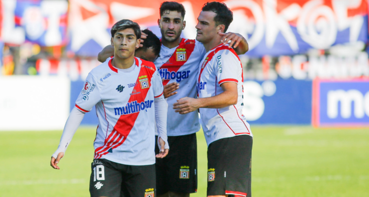 Triunfo de Curicó ante La U marca jornada de octavos de final de Copa Chile: resultados y programación