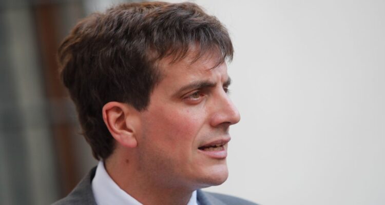 Schalper (RN) presenta proyecto para excluir elecciones primarias de la categoría de feriado legal