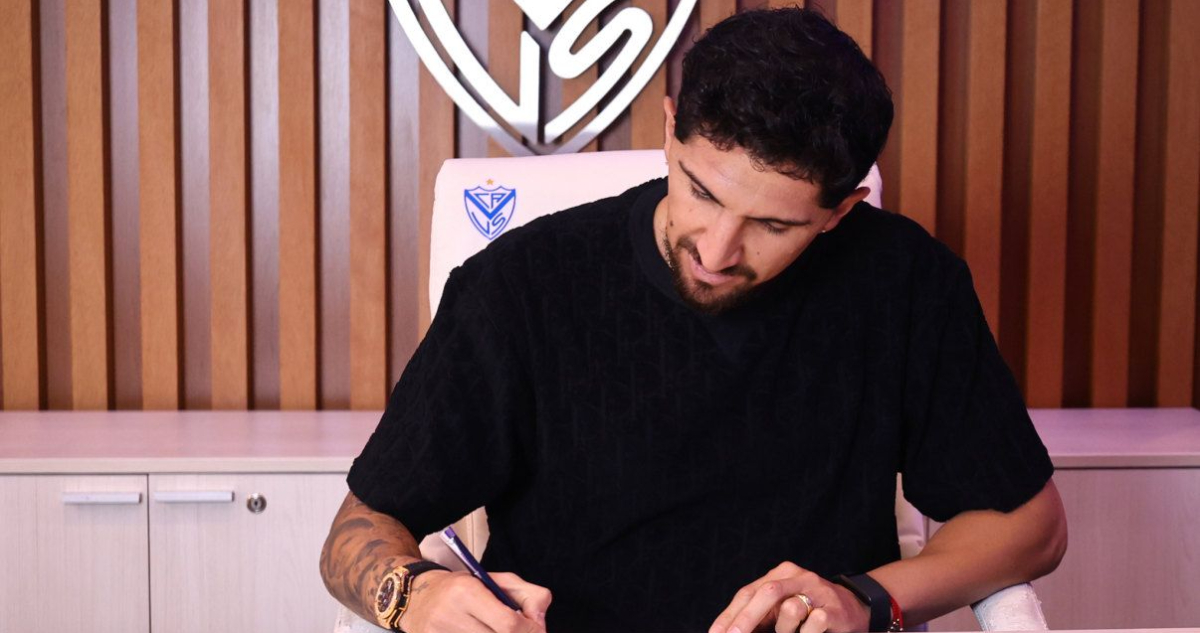 Diego Valdés presentado en Vélez Sarsfield