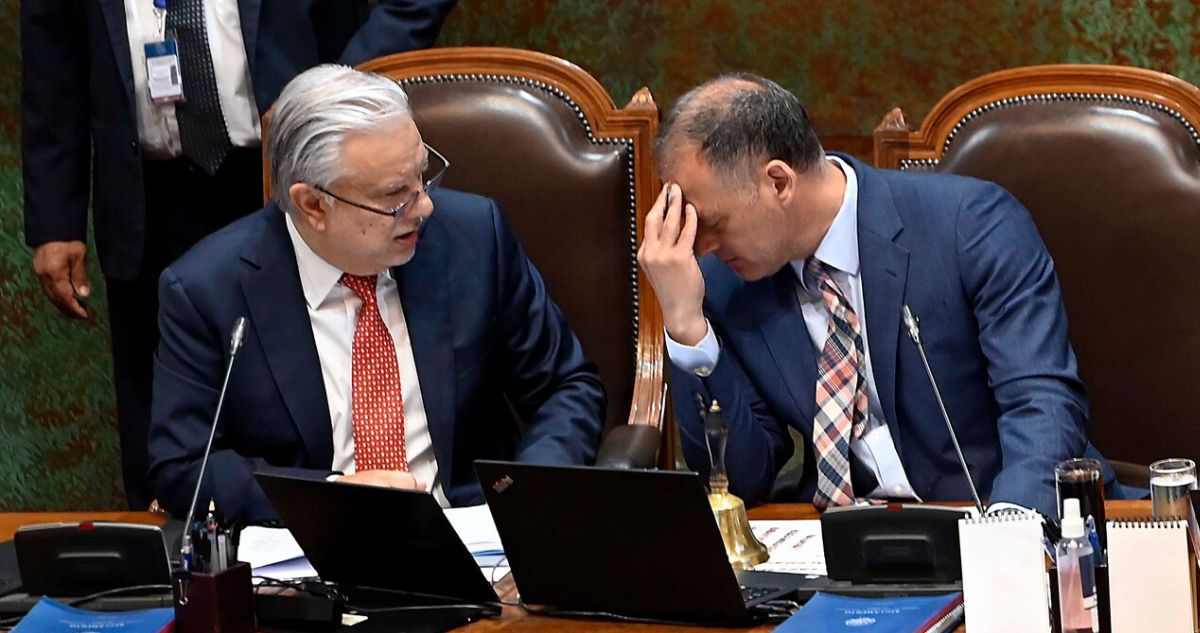 Cuestionan a presidente de la Cámara por viajes a EEUU: Diputado Castro (RN) descartó irregularidades