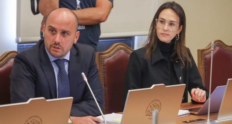 Diputados RN citarán a comisión a ministra de Culturas por deuda de Fundación Allende con el Serviu