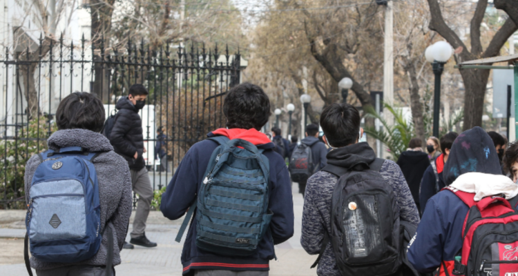 Carta de un estudiante sobre las elecciones presidenciales en Chile, la figura de Matthei y Tohá