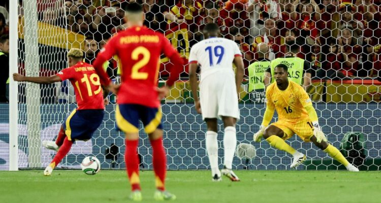 España superó a Francia y se instaló en la final de la Nations League