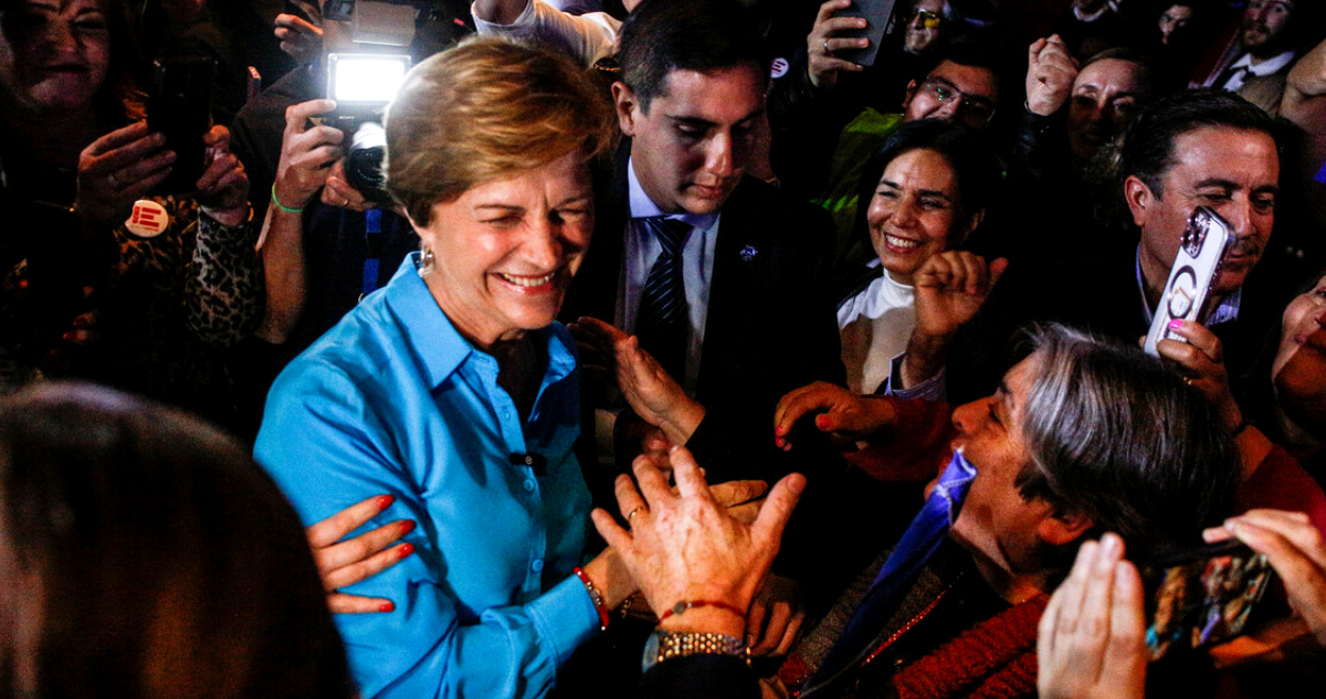 Evelyn Matthei inscribe precandidatura y lanza campaña con tres pilares: “Orden, progreso y esperanza”