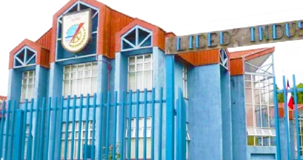 Estudiante detenido por falso aviso de bomba en liceo Industrial de Osorno
