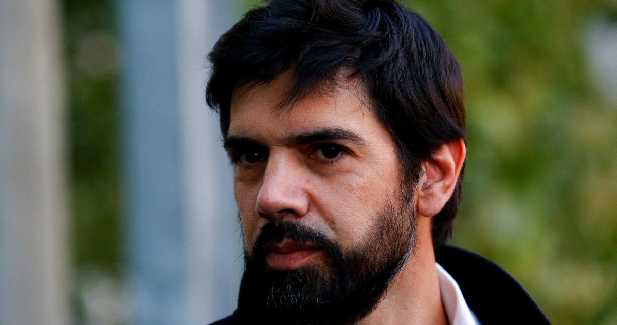 Fiscalía pide desafuero de Lavín Jr. por presunto fraude al fisco con facturas falsas en el Congreso