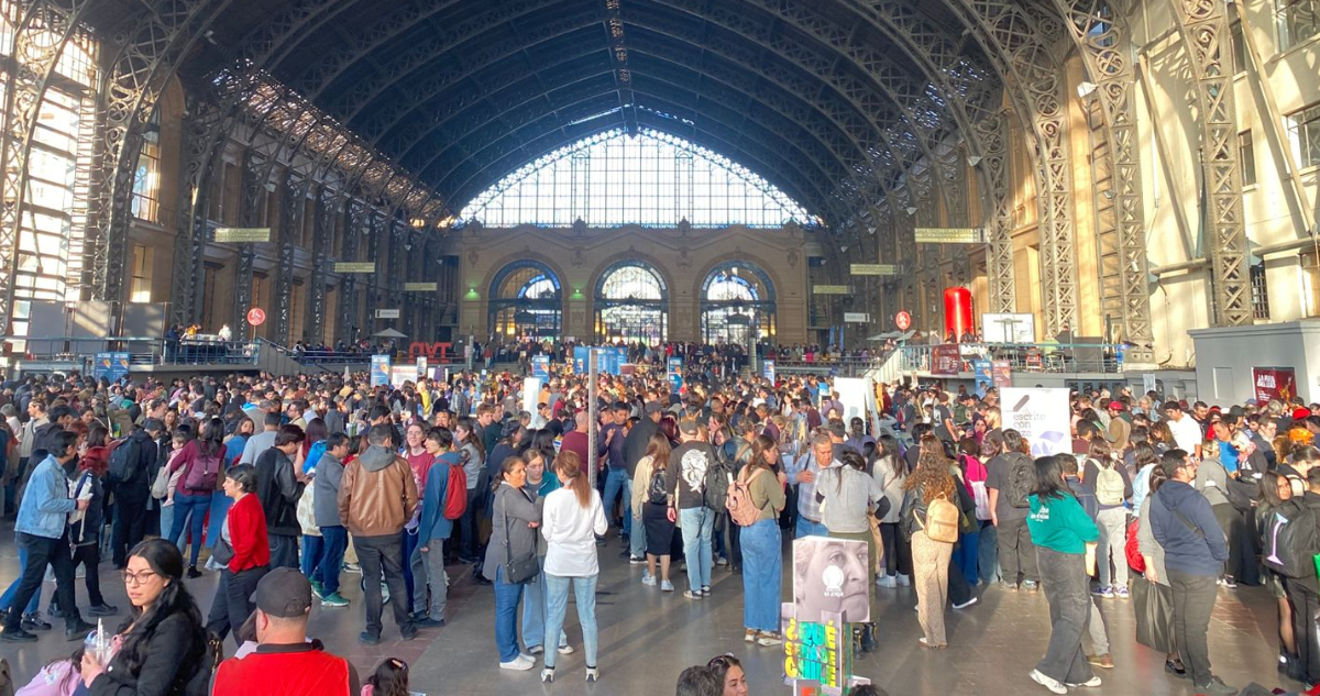 Más de 64 mil asistentes participaron del festival literario ‘La Furia del Libro’ en Estación Mapocho