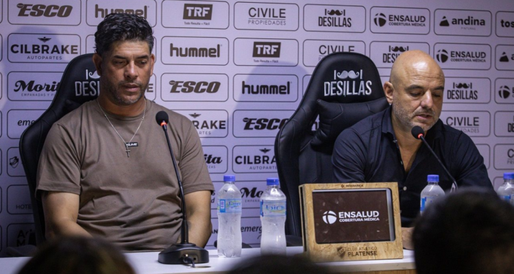 Por “motivos personales”: Platense se queda sin DT a 11 días de coronarse campeón del fútbol argentino