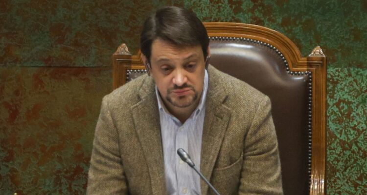 Diputado Gaspar Rivas (IND) se une a la bancada de la DC e independientes