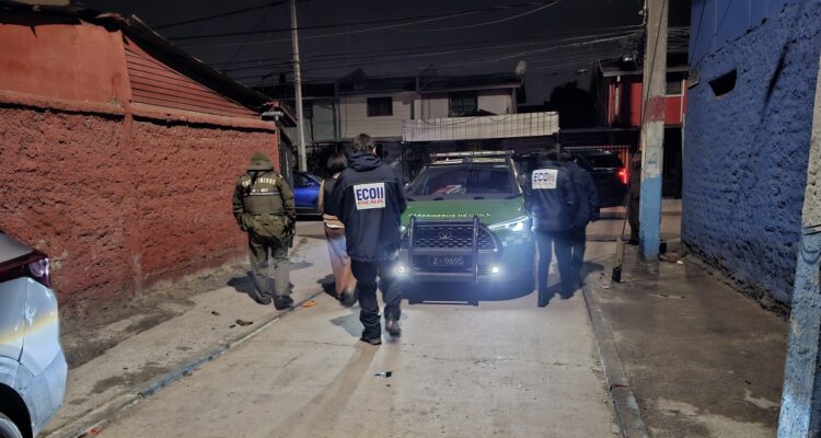Homicidio frustrado en Puente Alto: hombre es baleado mientras salía de su casa