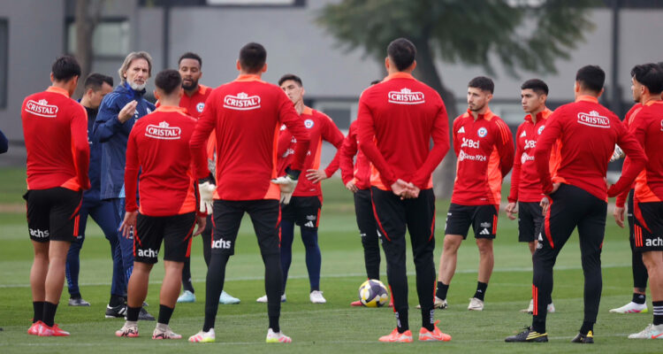 La Roja y Ricardo Gareca en entrenamiento
