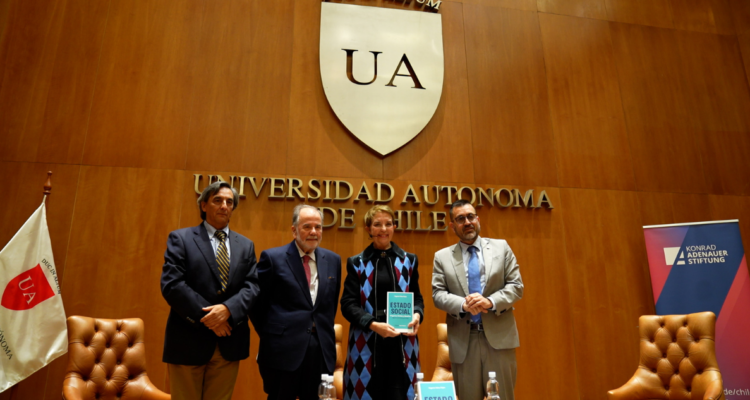 lanzamiento-libro-universidad-autonoma