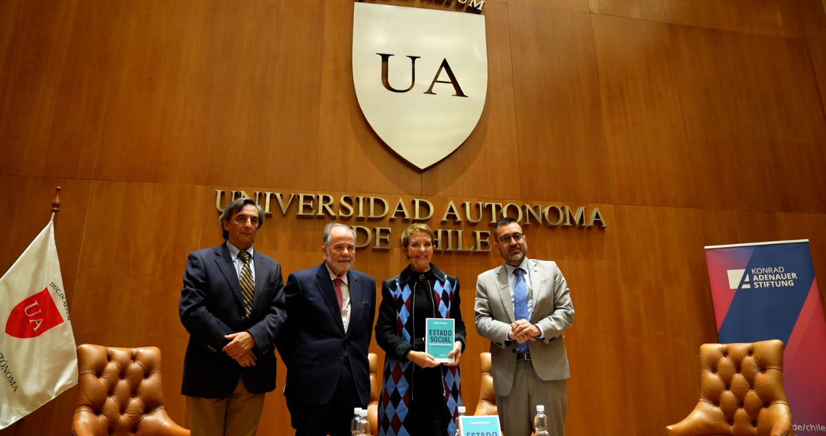 lanzamiento-libro-universidad-autonoma