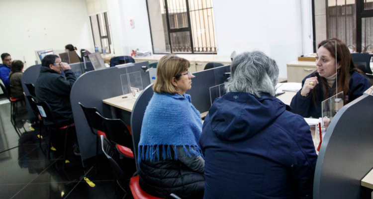 Entre el escándalo de licencias médicas fraudulentas, una pequeña defensa al servicio público