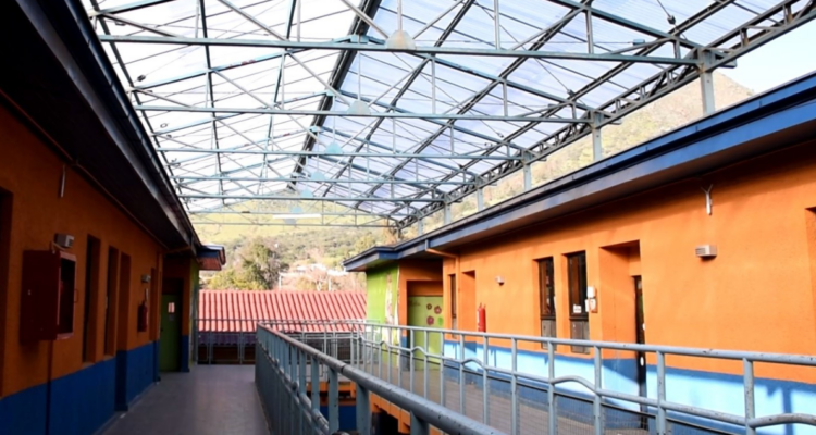 Alhué: anuncian aplicación de Aula Segura y suspensión de clases tras ataque contra escolar en colegio