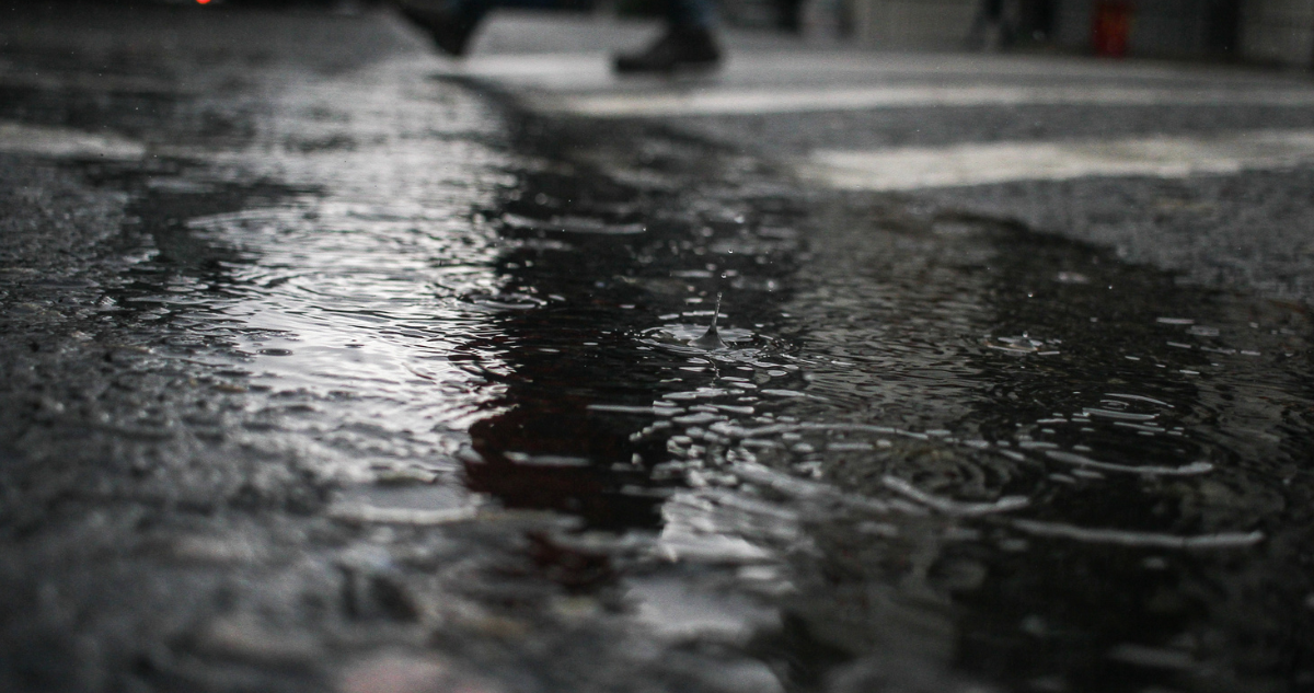 Lluvia en medio de sistema frontal