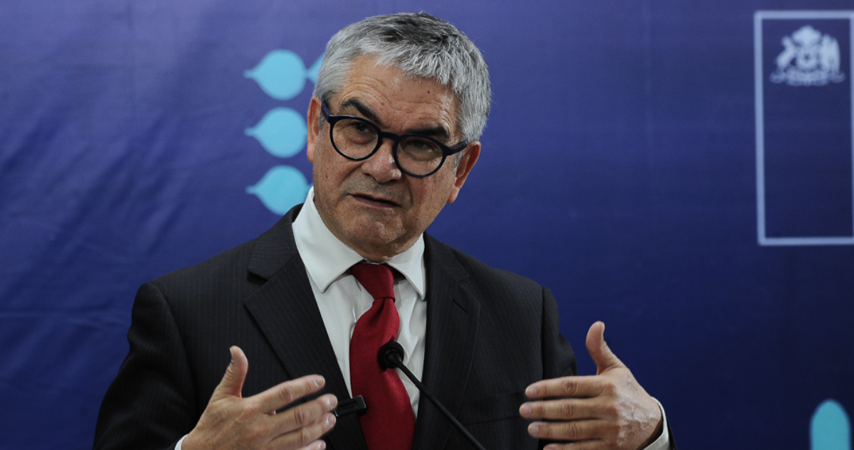 Marcel advierte que eliminar contribuciones a la primera vivienda perjudicaría “a las comunas pobres”