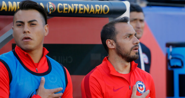 Marcelo Díaz y Eduardo Vargas en 2016 con La Roja