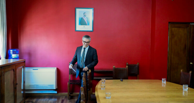 Gobierno informó emisión de bono por 1.300 millones de euros y remarca confianza en atractivo de Chile