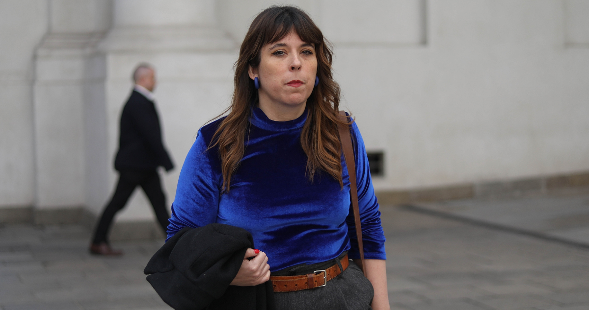 Martínez (FA) hace mea culpa por imágenes en franja de Winter: “No hubo una intención de ofender”