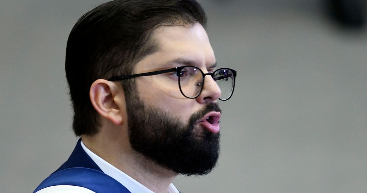 Boric anuncia medidas diplomáticas y comerciales contra Israel, pero condena el terrorismo de Hamas