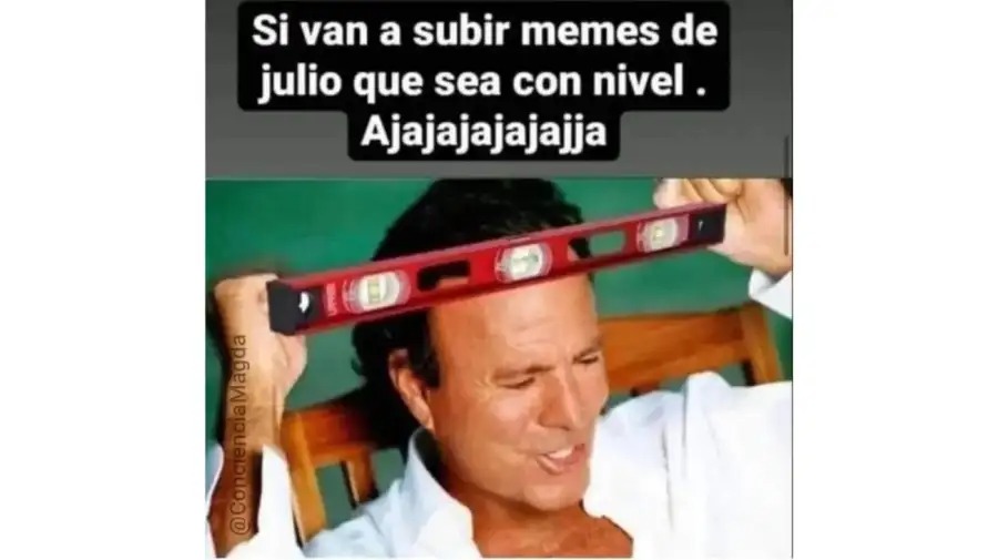 Revisa los mejores memes de Julio Iglesias
