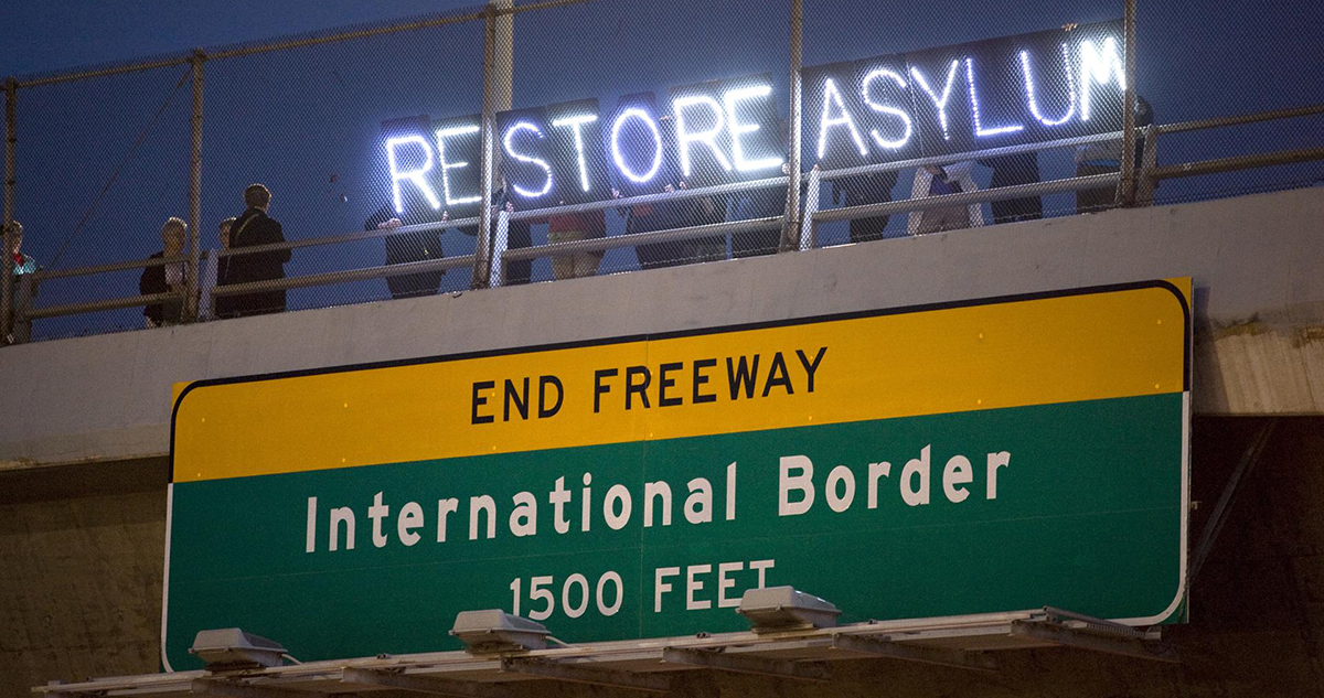Estados Unidos podría ampliar el veto migratorio a otros 36 países que están siendo analizados