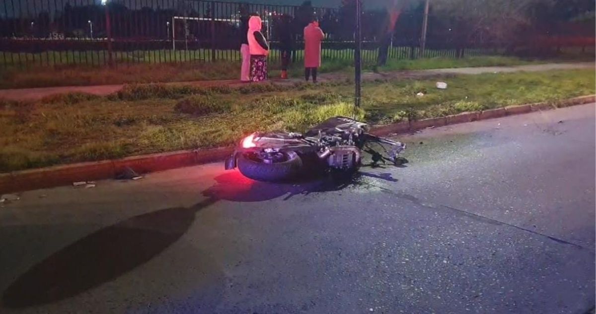 Motociclista muere tras chocar contra palmera en La Granja