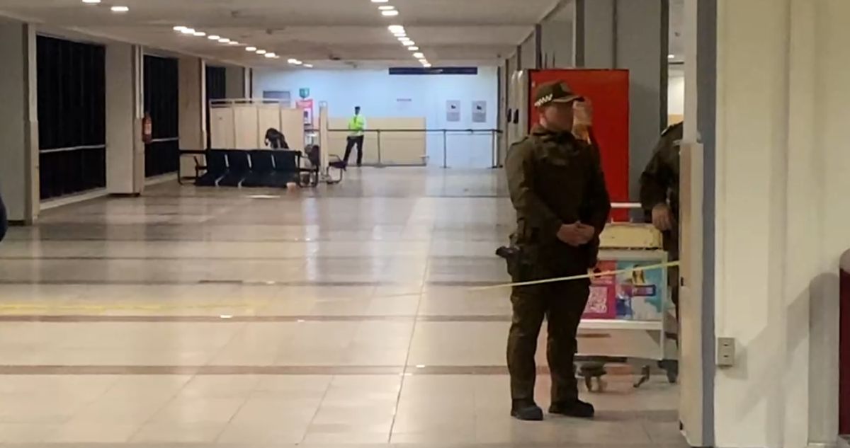Investigan muerte de hombre en terminal nacional del Aeropuerto de Santiago