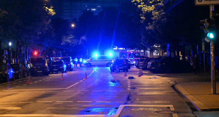 Mujer es abatida por la policía de Múnich tras apuñalar a transeúntes: reportan dos heridos leves