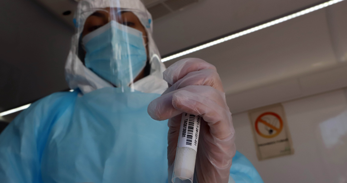 NB.1.8.1: la nueva variante covid más contagiosa pero menos mortal que podría llegar a Chile