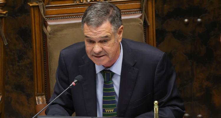 Ossandón afirma que Boric sabe que ley de aborto no tiene posibilidades y dice que es “tema electoral”