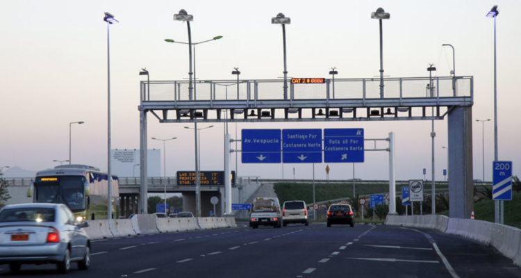 Fin al pase diario: vehículos sin tag pagarán el doble por cada cruce de pórtico en autopistas urbanas