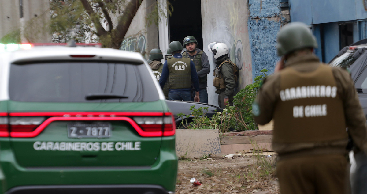 Persecución policial en la Ruta 5 Sur termina con sospechoso lanzándose al río Lircay