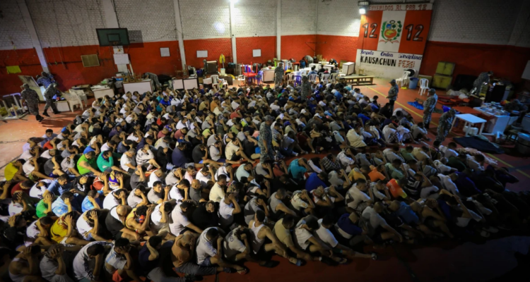 Perú anuncia que no acogerá en sus cárceles a extraditados o procesados extranjeros