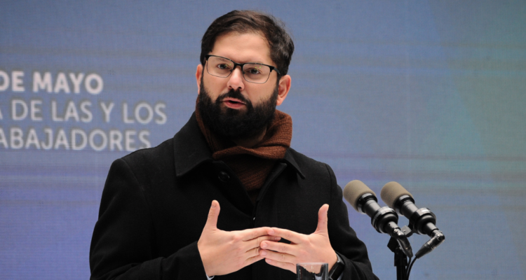 Presidente Boric: “Si todas las conversaciones privadas pasan a ser públicas, se acaba la democracia”