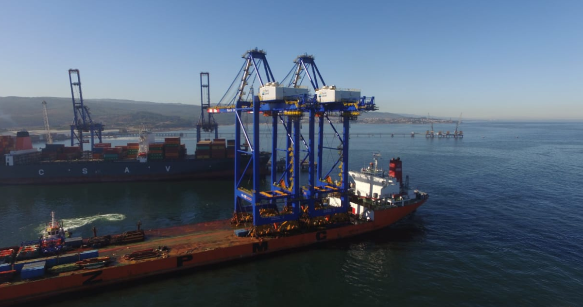 Imagen de Puerto de Coronel por demanda de gerente general contra seis personas