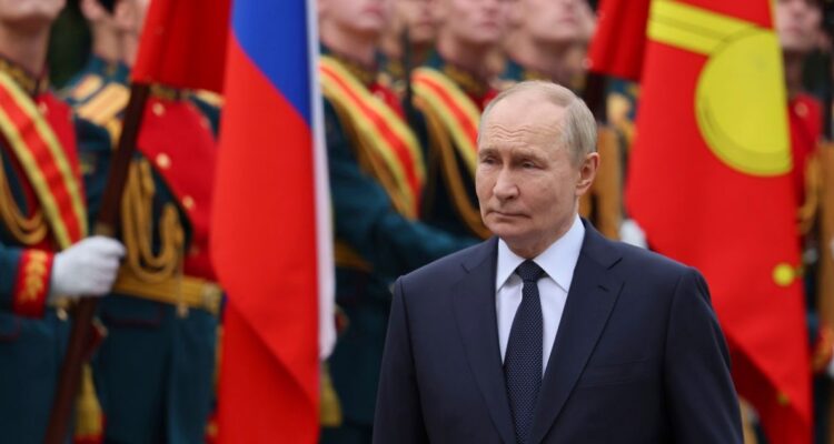 Putin tacha de “agresión injustificada” los ataques contra Irán