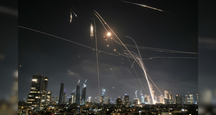 Todo Israel está bajo fuego por misiles lanzados desde Irán, afirma FDI: reportan al menos 7 heridos