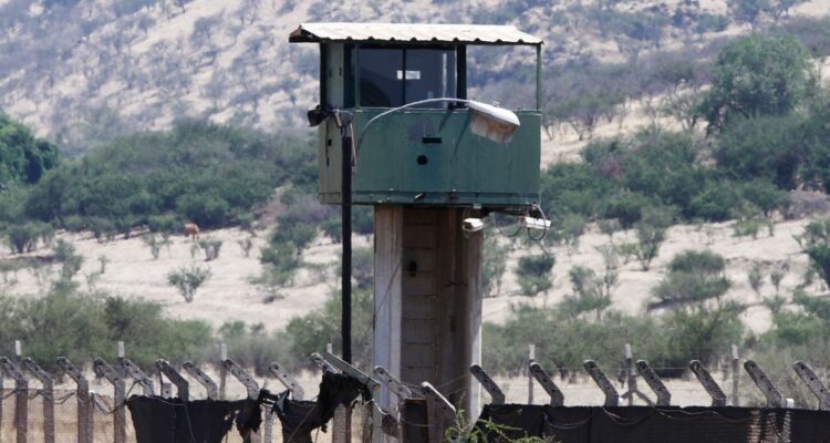 Reos de Punta Peuco critican cambio anunciado por Boric: “Hay internos durmiendo en comedores”